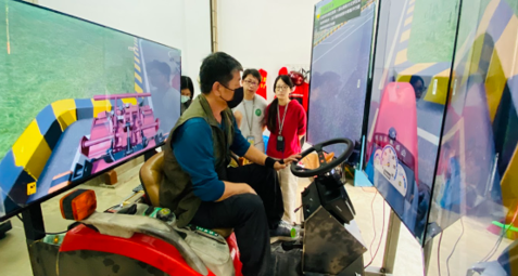 機具載台開發曳引機模擬訓練載台 gallery 3